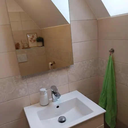 Charming Family House With Garden Near Prague Вилла *