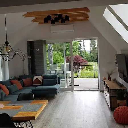 Вилла Charming Family House With Garden Near Prague Zelivec