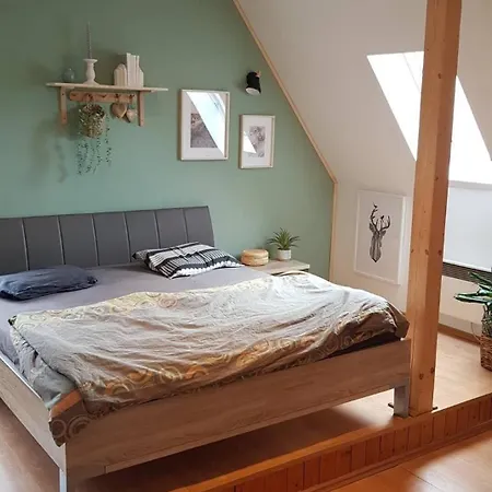 Вилла Charming Family House With Garden Near Prague