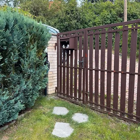 וילה Charming Family House With Garden Near Prague *